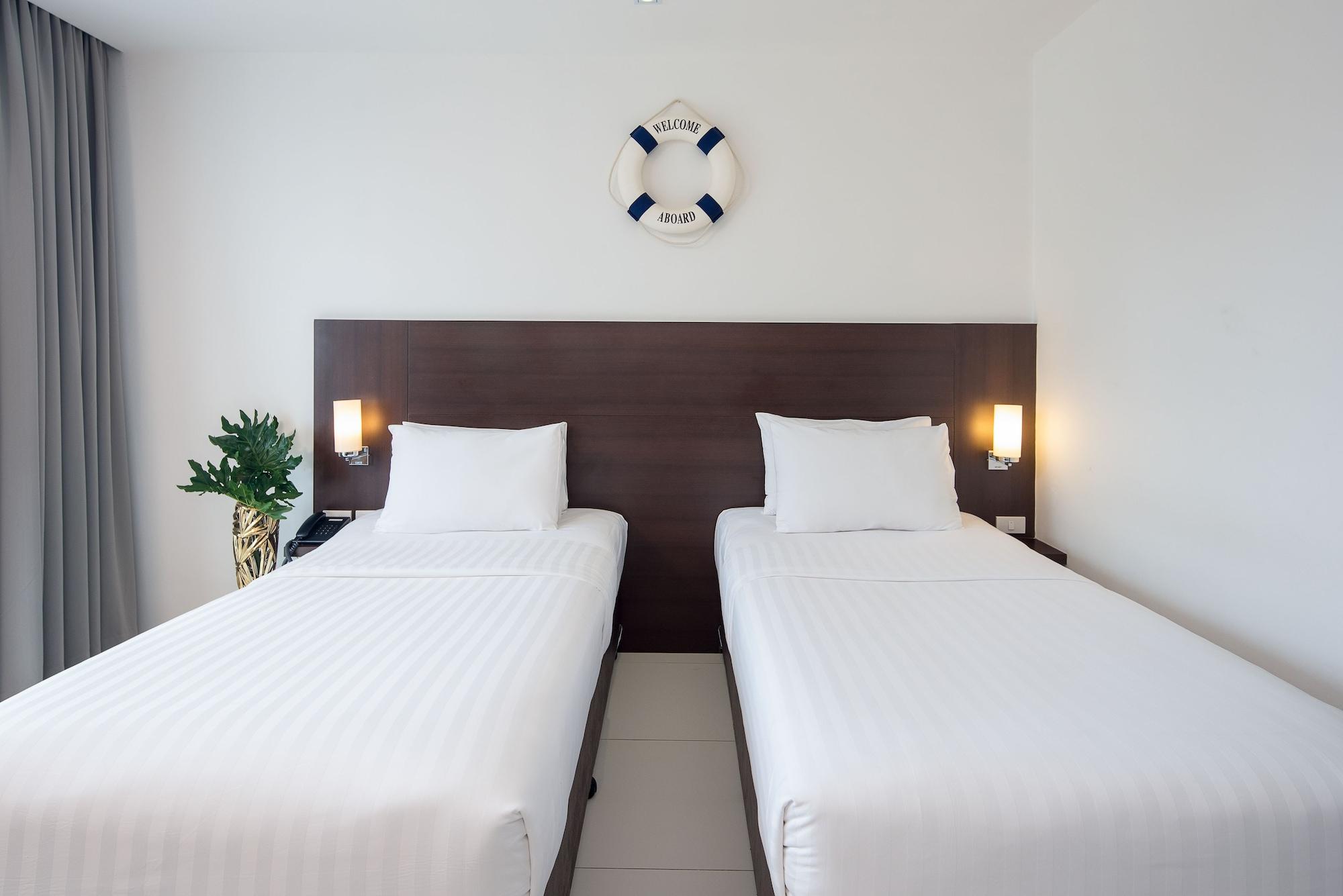Rodina Beach Hotel Jomtien pláž Exteriér fotografie