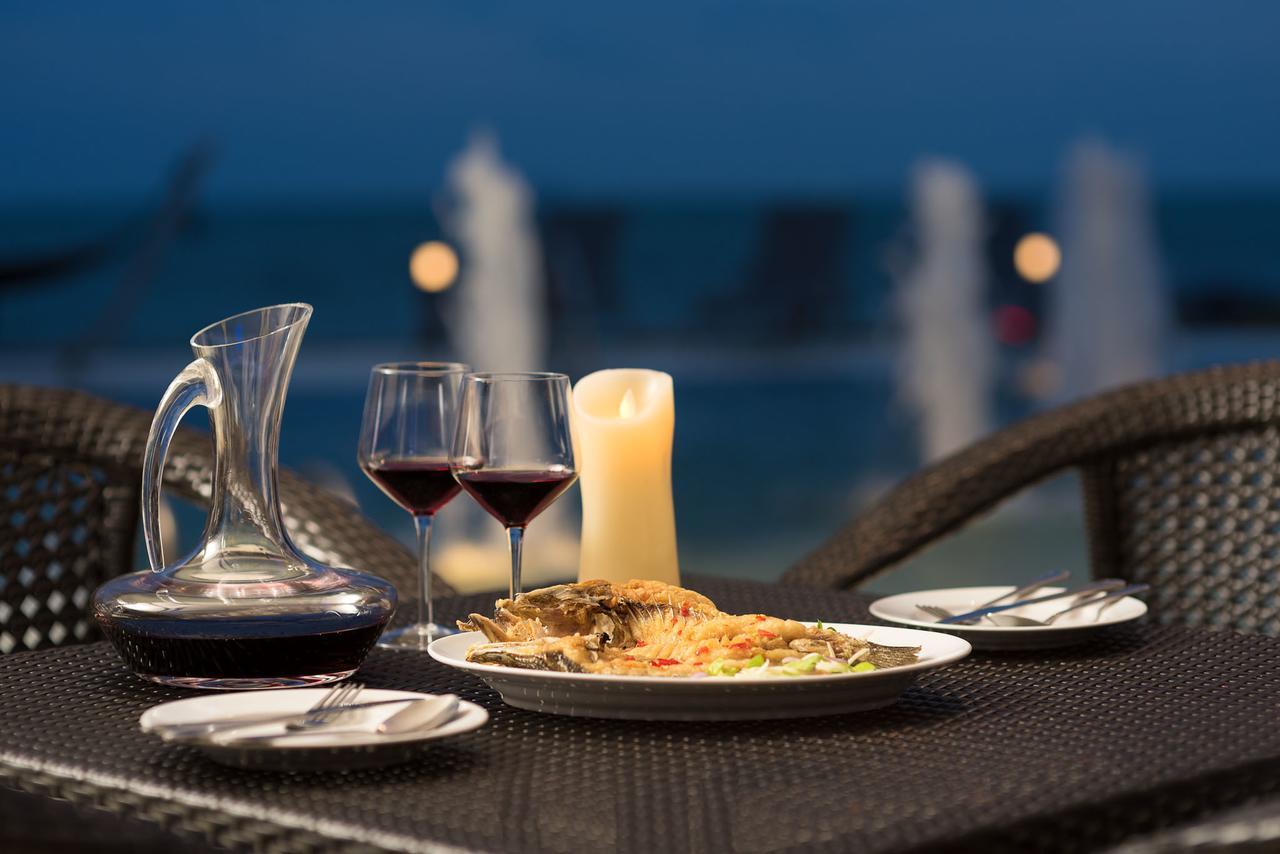 Rodina Beach Hotel Jomtien pláž Exteriér fotografie