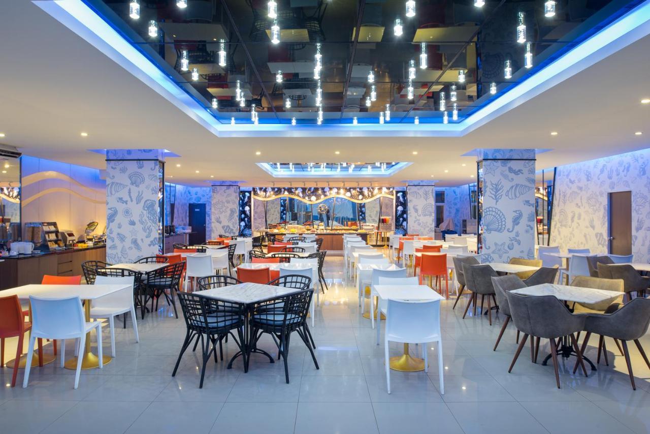 Rodina Beach Hotel Jomtien pláž Exteriér fotografie